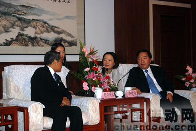 三菱電機(jī)株式會(huì)社野中秀恭部長(zhǎng)會(huì)晤南京市長(zhǎng)洽談教育合作
