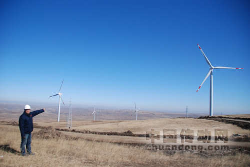   許繼研制的2.0兆瓦“電網友好型”風電機組順利并網運行