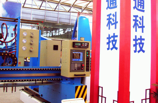 2011埃森展現場-欣斯達特數控系統