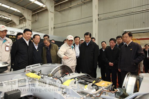 全國政協主席賈慶林視察中國南車